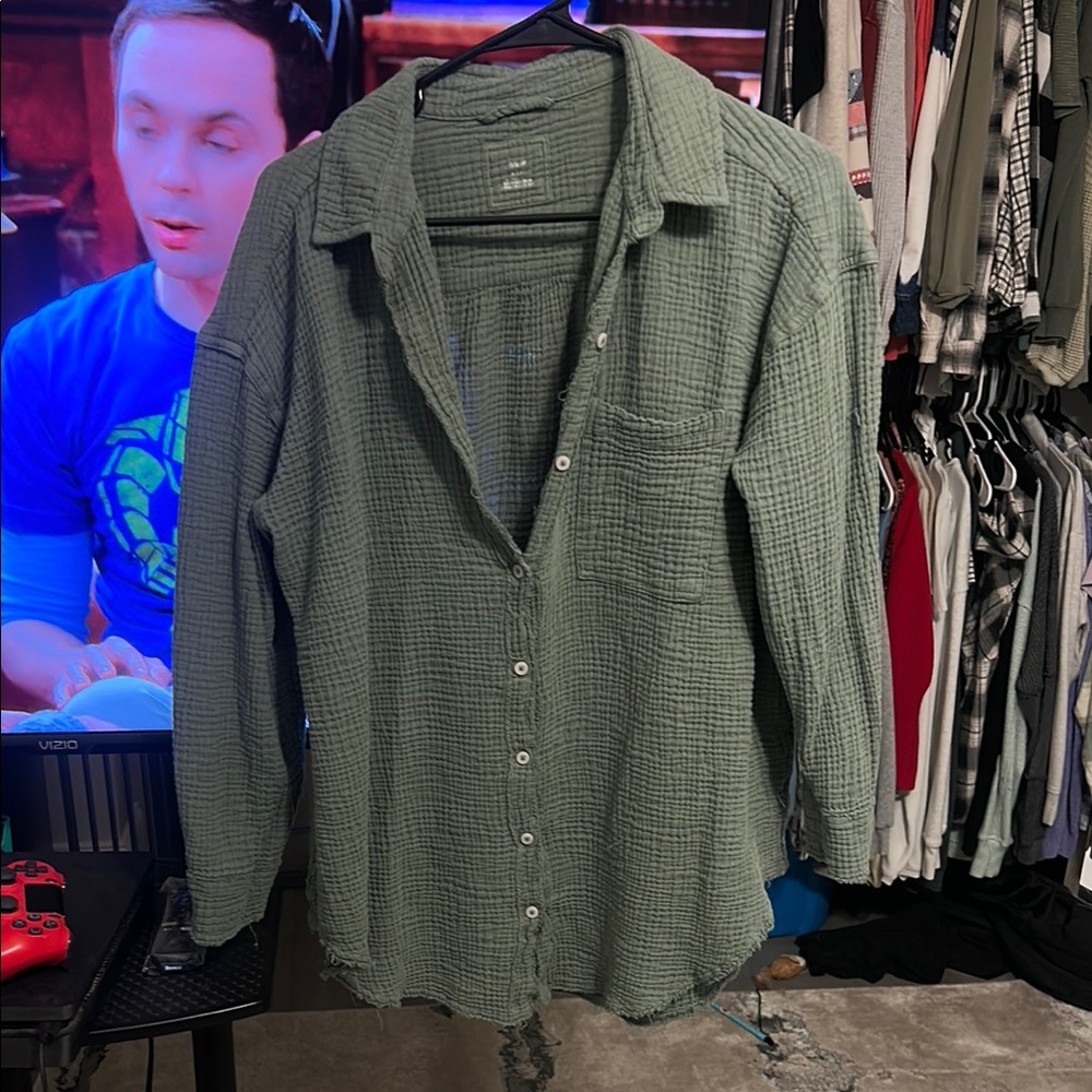 Aerie Green Casual Button Down Shirt